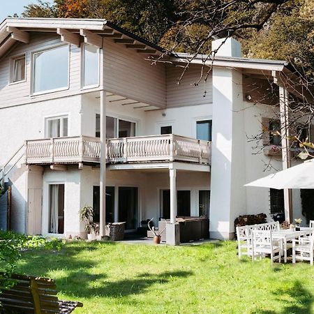 Chalet Happy Family: Mountain Retreat with Spacious Garden Golling an der Salzach Exterior photo