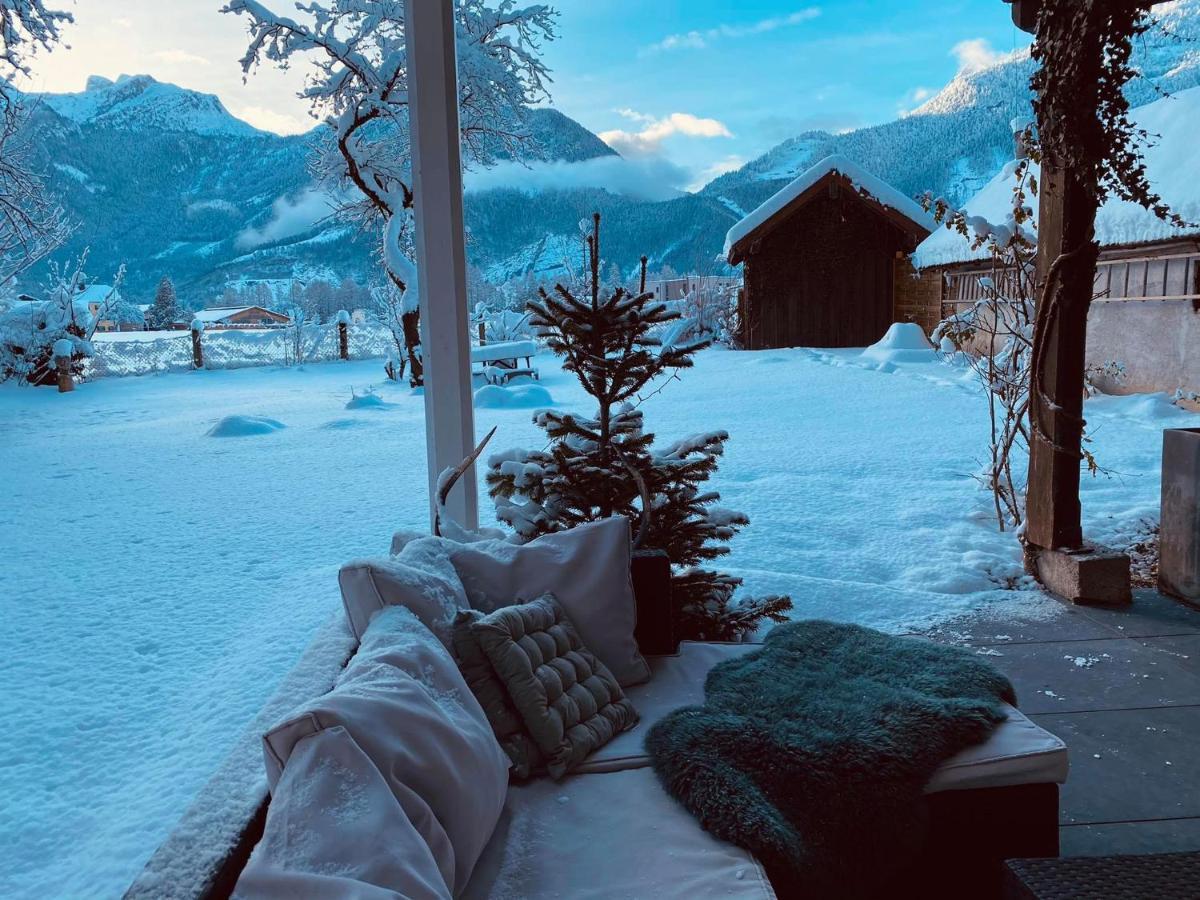 Chalet Happy Family: Mountain Retreat with Spacious Garden Golling an der Salzach Exterior photo