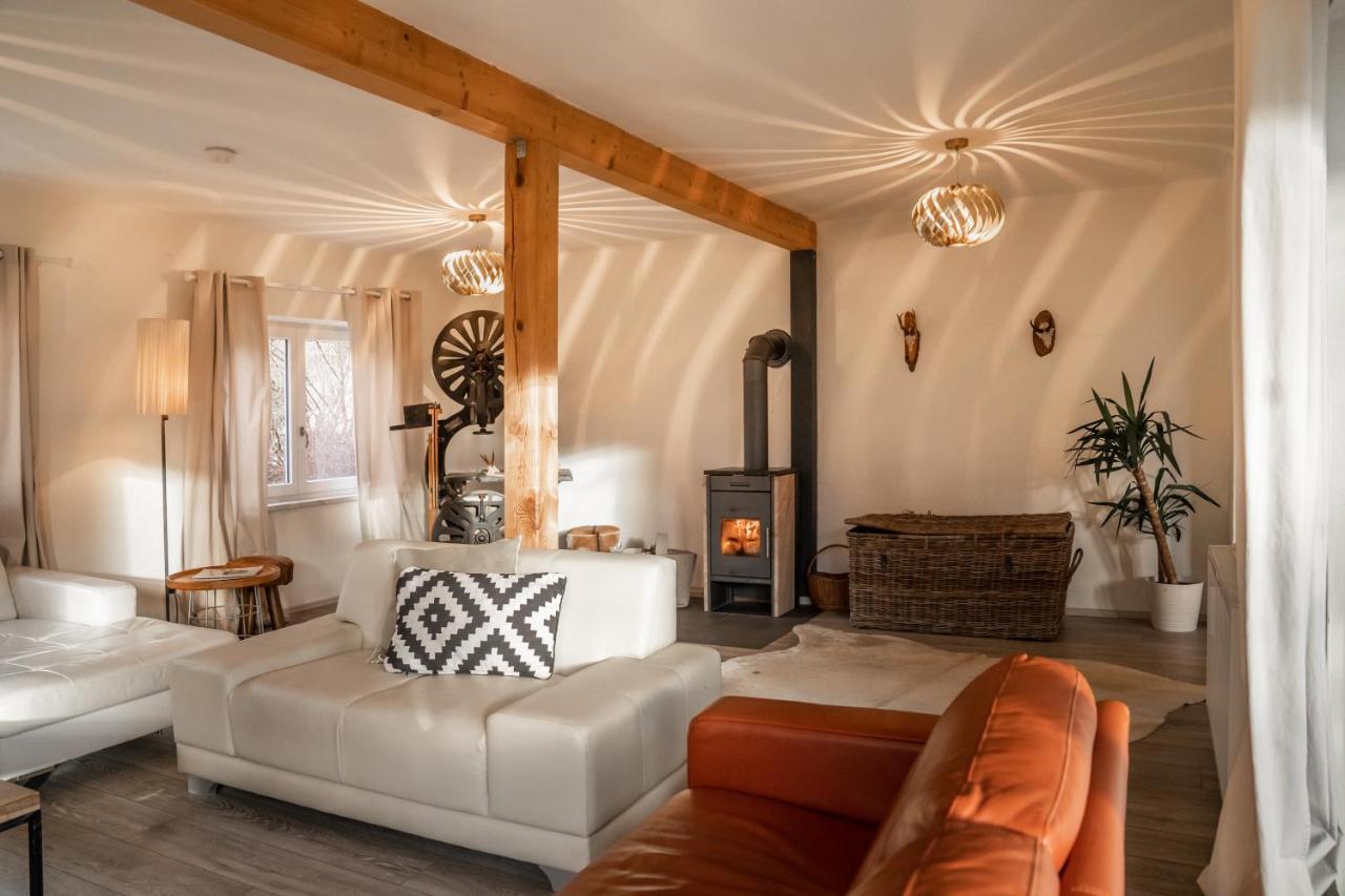 Chalet Happy Family: Mountain Retreat with Spacious Garden Golling an der Salzach Exterior photo